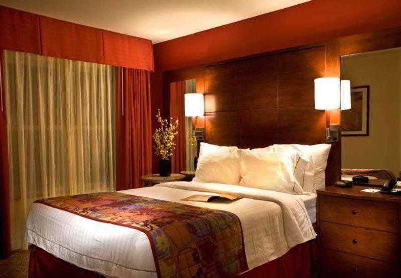Residence Inn Phoenix Glendale Sports & Entertainment District Pokoj fotografie